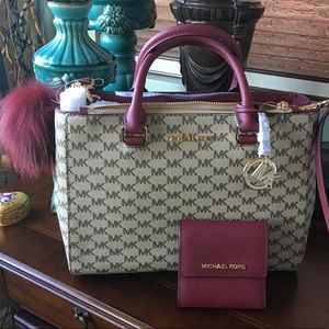 Michael Kors Kellen Medium Satchel Nat/Mulberry